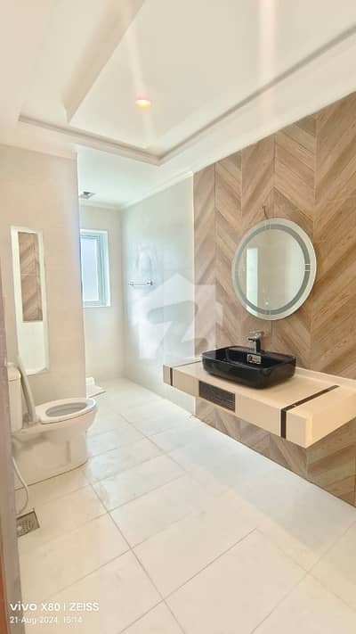 20 MARLA BRAND NEW UPPER PORTION AVAILABLE FOR RENT 20 MARLA BRAND NEW UPPER PORTION AVAILABLE FOR RENT