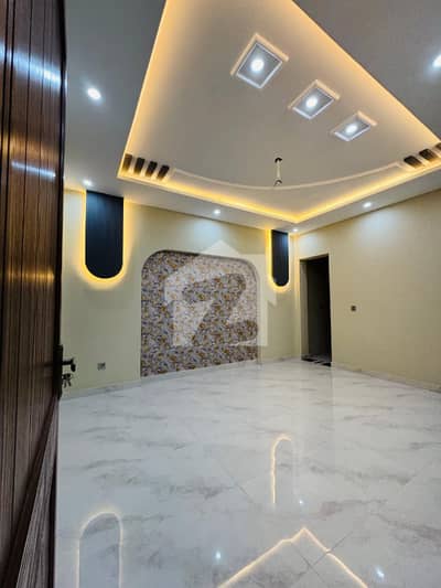 5MARLA UPPER PORTION AVAILABLE FOR RENT IN EDEN BOULEVARD SOCIETY