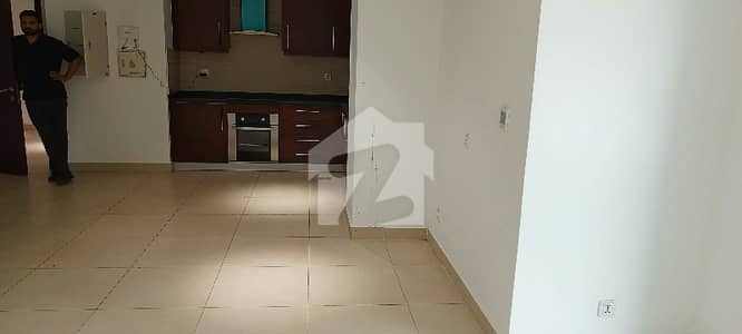 One Bed Study Apartment Available For Rent