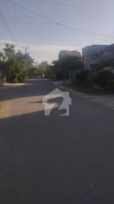 یونین گرین کالج روڈ,لاہور میں 3 مرلہ رہائشی پلاٹ 58.0 لاکھ میں برائے فروخت۔