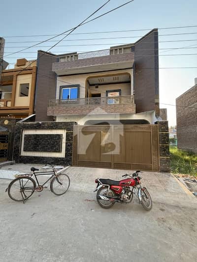واپڈا ٹاون سیکٹر ای واپڈا ٹاؤن,پشاور میں 6 کمروں کا 7 مرلہ مکان 2.2 کروڑ میں برائے فروخت۔