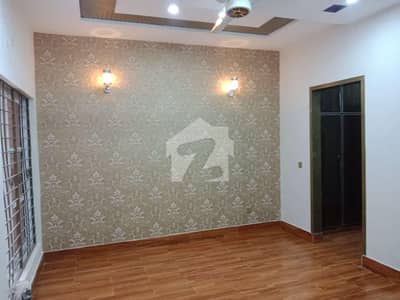 8 MARLA UPPER PPORTION AVAILABLE FOR RENT IN MILITARY ACCOUNT SOCIETY