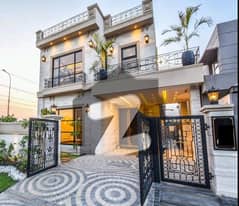 5 Marla Ultra Modern Brand New House For Rent In DHA 9 Town Lahore