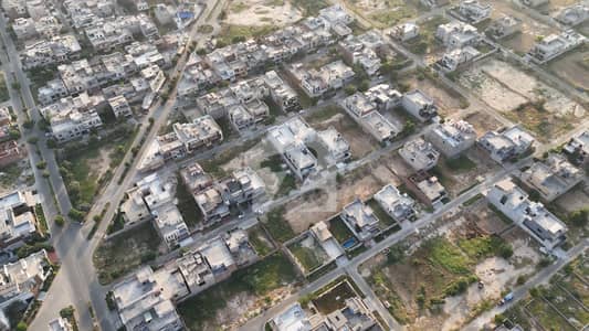 Prime Block 5 Marla Hot Location Plot For Sale in Sitara Valley Faisalabad