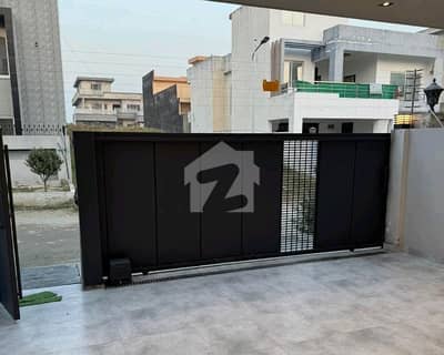 10 Marla House Up For sale In MPCHS - Block C