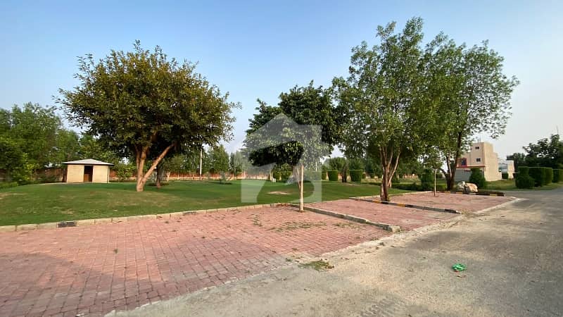 سفاری گارڈن - بلاک سی سفاری گارڈن ہاؤسنگ سکیم,لاہور میں 5 مرلہ رہائشی پلاٹ 23.5 لاکھ میں برائے فروخت۔ سفاری گارڈن - بلاک سی سفاری گارڈن ہاؤسنگ سکیم,لاہور میں 5 مرلہ رہائشی پلاٹ 23.5 لاکھ میں برائے فروخت۔