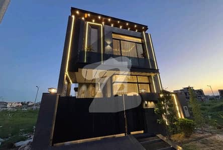 5 Marla Brand New Top Quality Ultra Modern Luxury Villa For Sale In DHA phase 9 TOWN