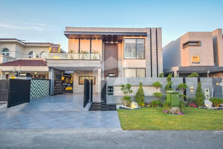 1 KANAL BRAND NEW MODERN DESIGNED BUNGALOW WITH FULL BASEMENT FOR SALE TOP LOCATION IN DHA PHASE 7