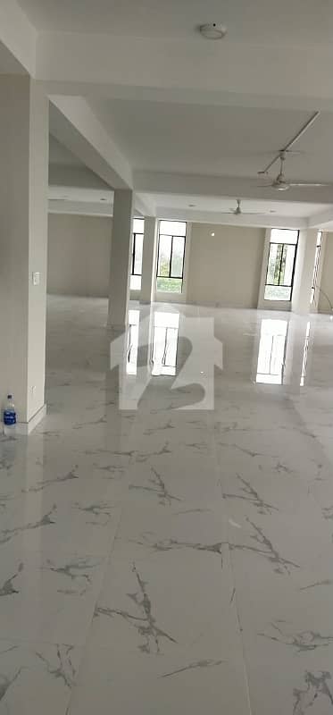 Blue Area 3000 Sq. Feet Office Available For Rent ,Lift Installed