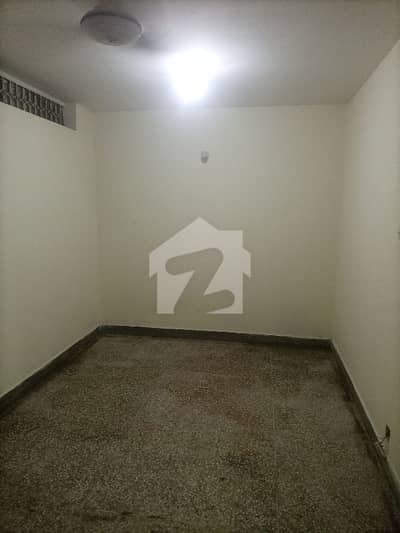 COOL GENTS ROOMS OF BASEMENT NEAR F-10 MARKAZ ISB