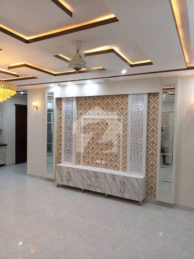 5 Marla Beautiful Owner Build House For Rent