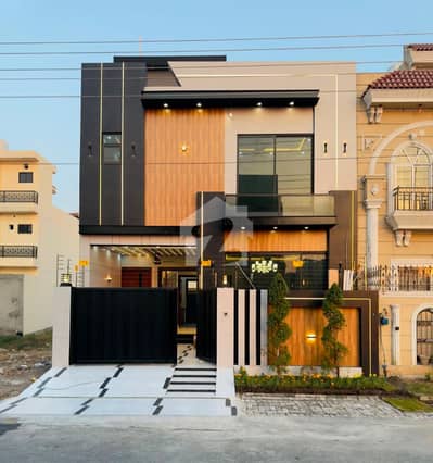 5 Marla Luxury House For Sale In Park View City Lahore