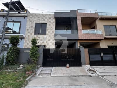 5 Marla Luxury House for Sale in Diamond Block, Park View City Lahore