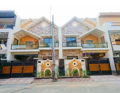 Prime Location 5 Marla Pair House In Al Rehman Phase 2 - Block I