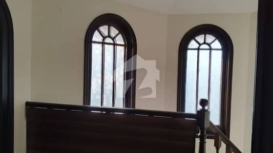 10 Marla Owner Build Luxury House For Sale In LDA Avenue One