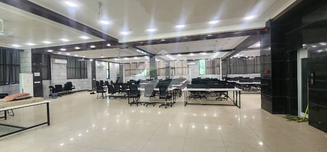 جی ۔ 7 مرکز جی ۔ 7,اسلام آباد میں 2 کنال Studio عمارت 36.0 لاکھ میں کرایہ پر دستیاب ہے۔
