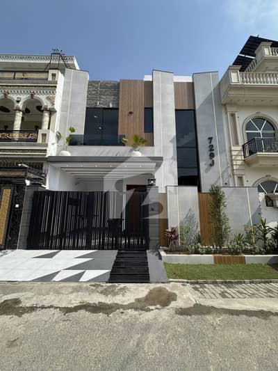 Highly-Desirable House Available In Al Rehman Phase 2 - Block L For sale