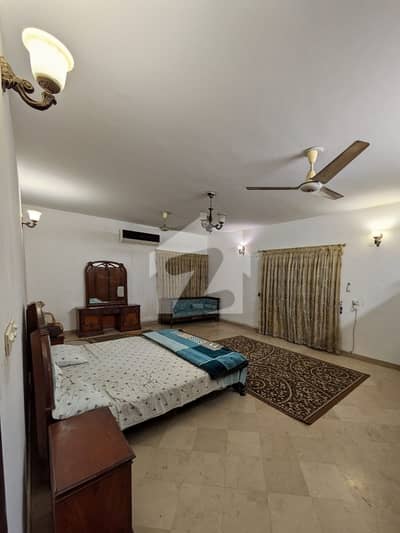 HOUSE FOR SALE 240 SQUARE YARDS IN RAILWAY SOCIETY BLOCK 13 A