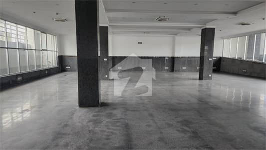جی ۔ 13 اسلام آباد میں 19 مرلہ Studio دفتر 6.3 لاکھ میں کرایہ پر دستیاب ہے۔