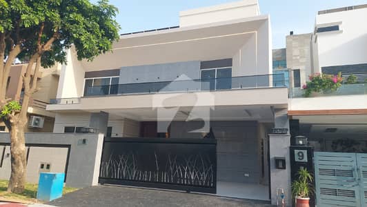 ڈی ایچ اے فیز 2 - سیکٹر بی ڈی ایچ اے ڈیفینس فیز 2,ڈی ایچ اے ڈیفینس,اسلام آباد میں 7 کمروں کا 1 کنال مکان 14.49 کروڑ میں برائے فروخت۔