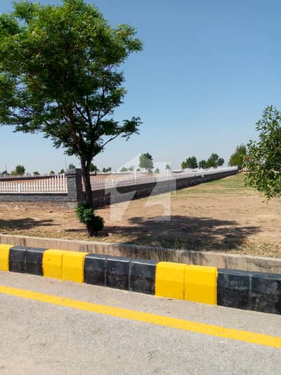 ڈی ایچ اے ویلی - بوجنولیا سیکٹر ڈی ایچ اے ویلی,ڈی ایچ اے ڈیفینس,اسلام آباد میں 8 مرلہ رہائشی پلاٹ 55.0 لاکھ میں برائے فروخت۔ ڈی ایچ اے ویلی - بوجنولیا سیکٹر ڈی ایچ اے ویلی,ڈی ایچ اے ڈیفینس,اسلام آباد میں 8 مرلہ رہائشی پلاٹ 55.0 لاکھ میں برائے فروخت۔