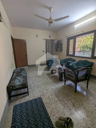 فیڈرل بی ایریا ۔ بلاک 10 فیڈرل بی ایریا,کراچی میں 6 کمروں کا 1 کنال مکان 11.3 کروڑ میں برائے فروخت۔