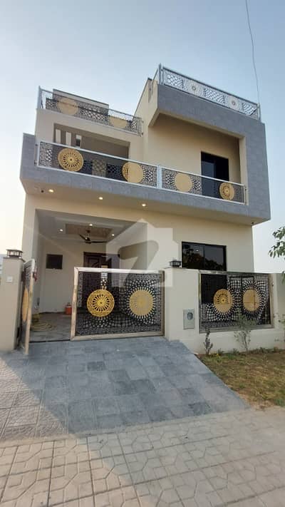 South Face House For Sale Best Opportunity For Investment.