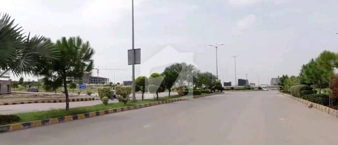 ٹاپ سٹی 1 - بلاک سی ٹاپ سٹی 1,اسلام آباد میں 1 کنال رہائشی پلاٹ 2.25 کروڑ میں برائے فروخت۔