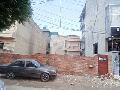 پاک عرب ہاؤسنگ سوسائٹی فیز 1 پاک عرب ہاؤسنگ سوسائٹی,لاہور میں 10 مرلہ رہائشی پلاٹ 2.6 کروڑ میں برائے فروخت۔