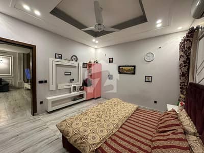 1 Kanal Beautiful House For Sale   Luxury Living at Its Best.