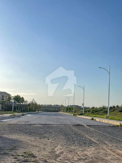 Gulberg Green A Block 100s 10 kanal Corner Plot Available For Sale Gulberg Green A Block 100s 10 kanal Corner Plot Available For Sale