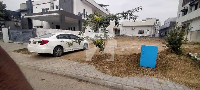 One Kanal Plot For Sale