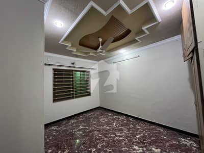 جی ۔ 13/1 جی ۔ 13,اسلام آباد میں 4 کمروں کا 4 مرلہ مکان 1.15 لاکھ میں کرایہ پر دستیاب ہے۔