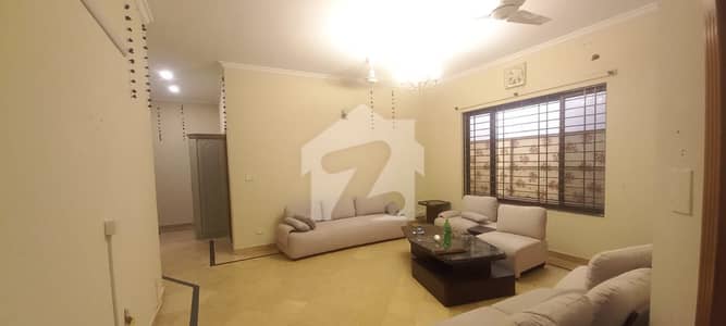 F-11 Ground Portion 1 Kanal 3 Bedroom For Rent