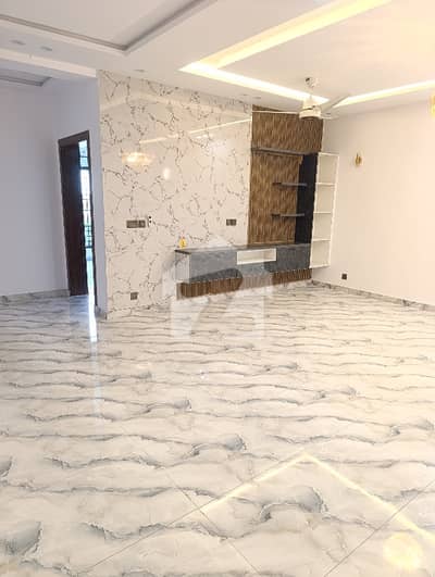 10 Marla Brand New Luxurious Ground Portion For Rent In D-12/1