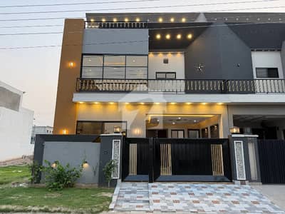 5 Marla Triple Storey Ultra Luxurious Designer House For Sale In Buch Executive Villas Multan