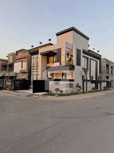 ٹاپ سٹی 1 - بلاک اے ٹاپ سٹی 1,اسلام آباد میں 5 کمروں کا 10 مرلہ مکان 5.1 کروڑ میں برائے فروخت۔
