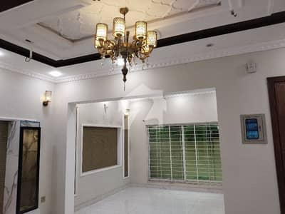 5 MARLA UPPER PORTION AVAILABLE FOR RENT