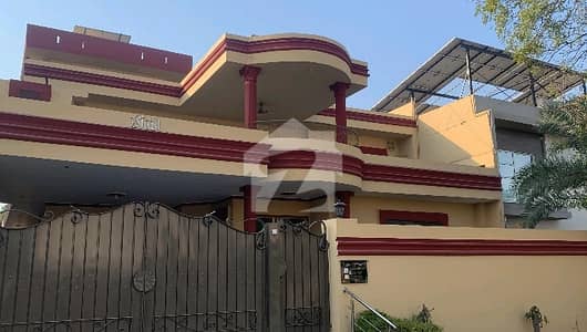 23 Marla House In Beautiful Location Of Wapda Town Phase 1 In Lahore