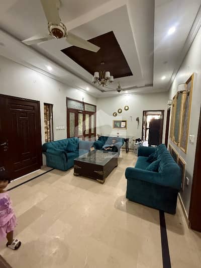 10 MARLA UPPER PORTION AVAILABLE FOR RENT AT WAPDA TOWN PH 1