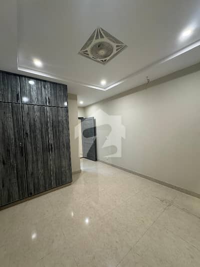 1 Bed Non Furnished Apartment Available For Rent