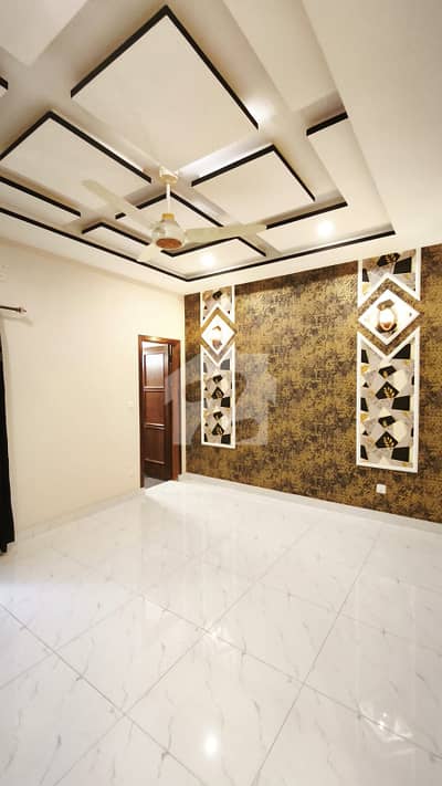 Upper Portion Of 5 Marla Of House Available For Rent In Jubilee Town