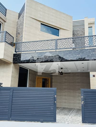 15 Marla Beautiful Double Unit House For Sale In Banigala