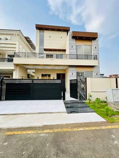 10 Marla Beautifully Designed House For Sale In Tulip Extension Park View City Lahore 10 Marla Beautifully Designed House For Sale In Tulip Extension Park View City Lahore