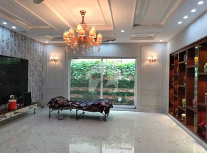 10 Marla Upper Portion In Bahria Town - Sector C Is Available For rent 10 Marla Upper Portion In Bahria Town - Sector C Is Available For rent