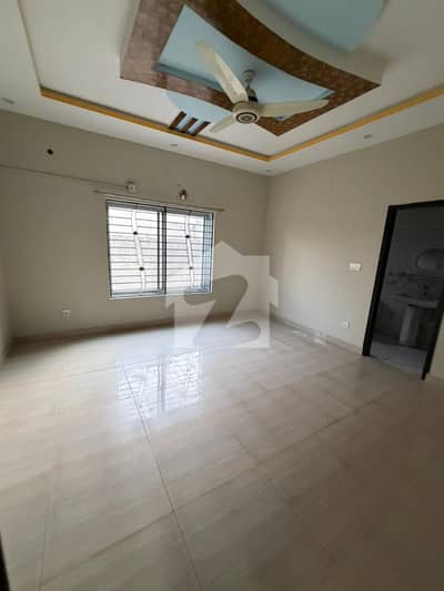 5 Marla Portion Available For Rent In Lahore