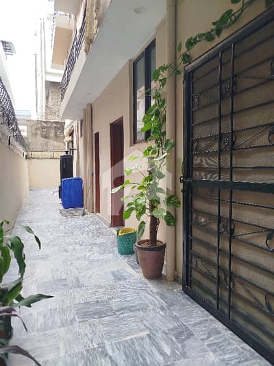 666 Square Yards Lower Ground Portion For Rent In F11