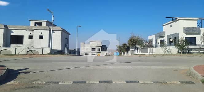 NEAR TO MAIN ROAD 10 MARLA PLOT FOR SALE