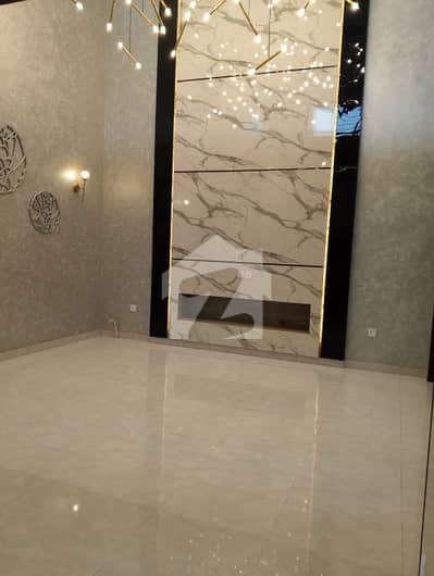 10 Marla House For Sale In Paragon City Lahore