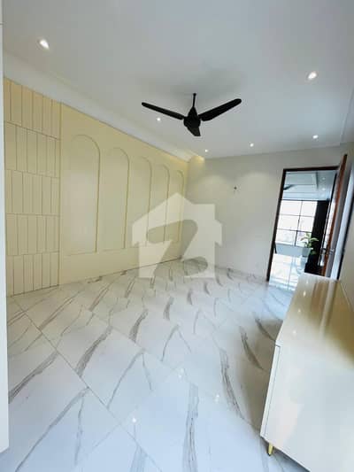 1 Kanal Upper Portion Available For Rent in DHA Lahore Phase 3 Block X 1 Kanal Upper Portion Available For Rent in DHA Lahore Phase 3 Block X